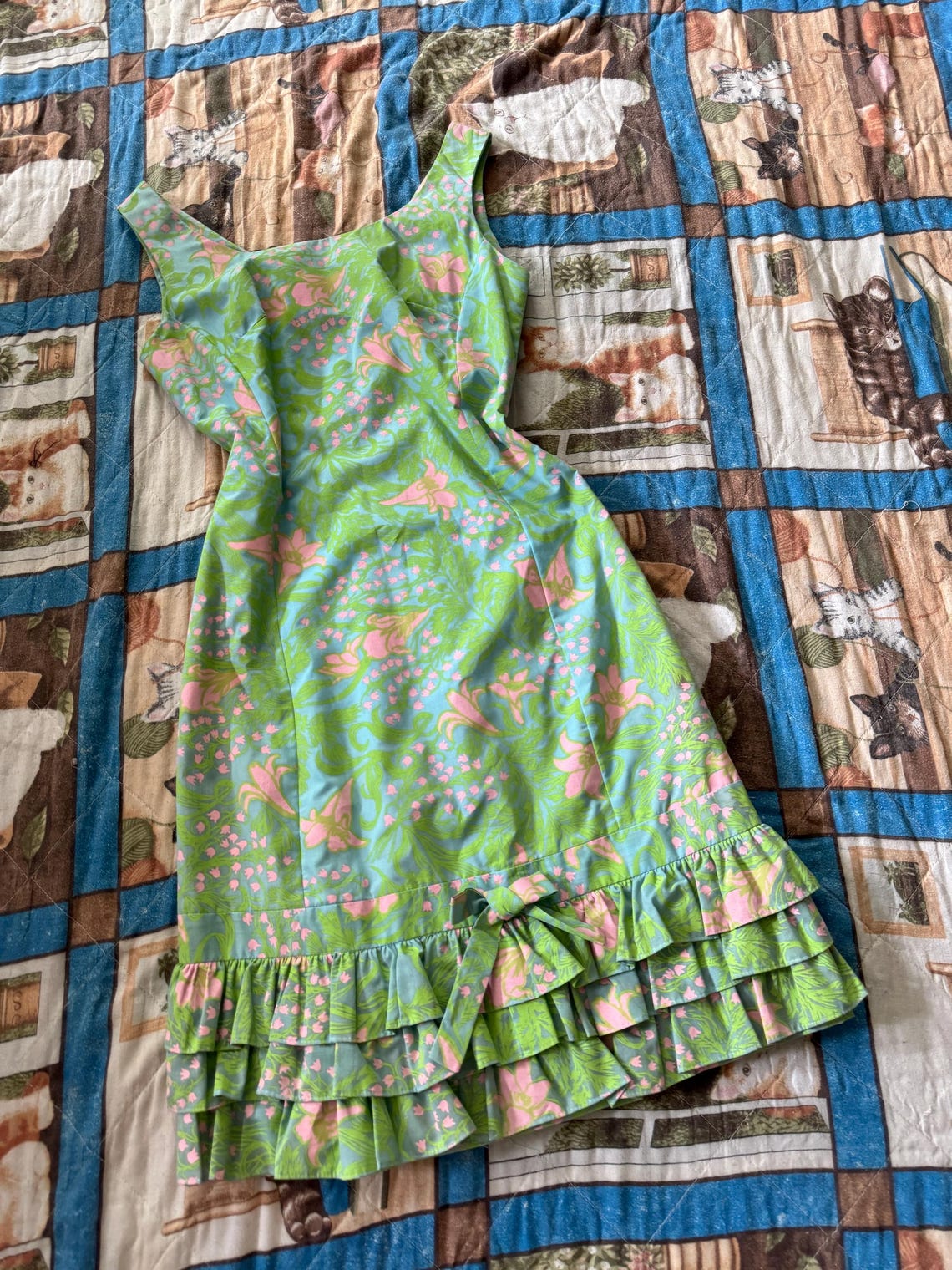 1960s Green , Blue & Pink Lilly Print Sheath Dress