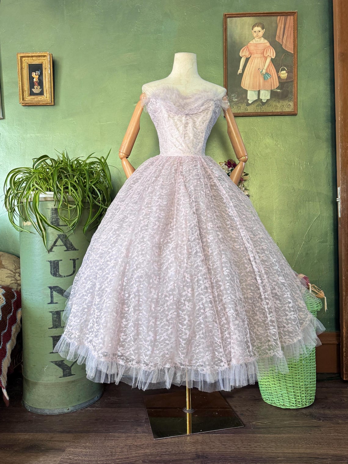 1950s lavender cupcake dress