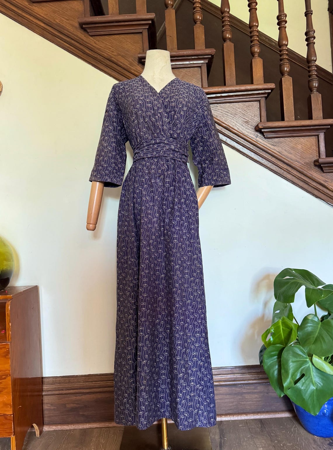 1800s 1880s Purple Mushroom Print Calico Dress