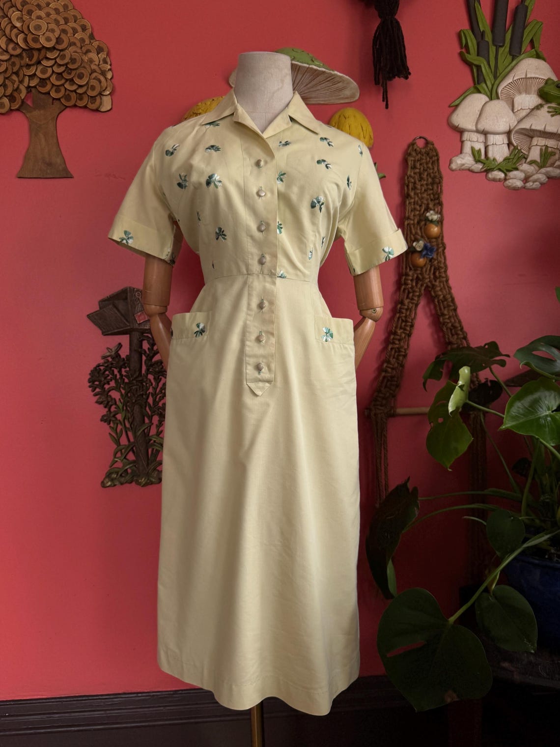 1950s creamy chartreuse embroidered shirt dress