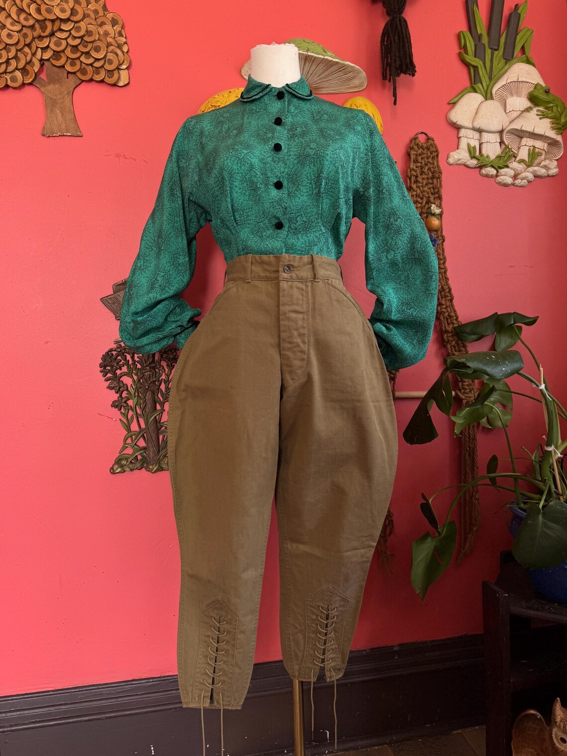 1920s Tan Lace Up Jodphurs