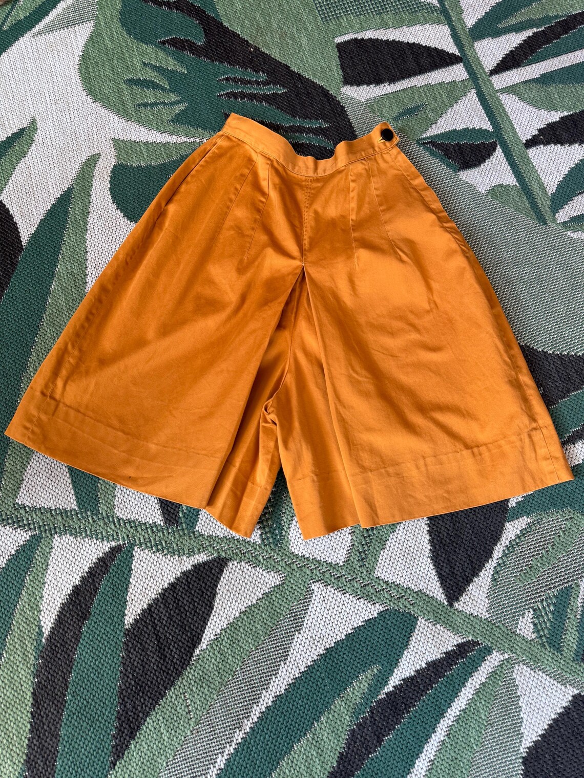 1940s Early 50s Pumpkin High Waist Shorts