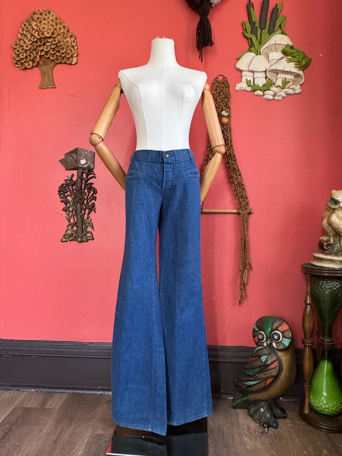 1970s Mid Wash Denim Low Rise Flares